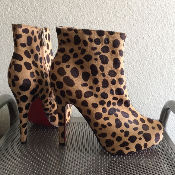 🖤NEW💕Calf hair leopard boots - Picture 4 of 17